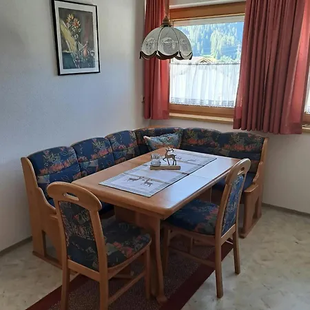 Falch Apartament Pettneu am Arlberg